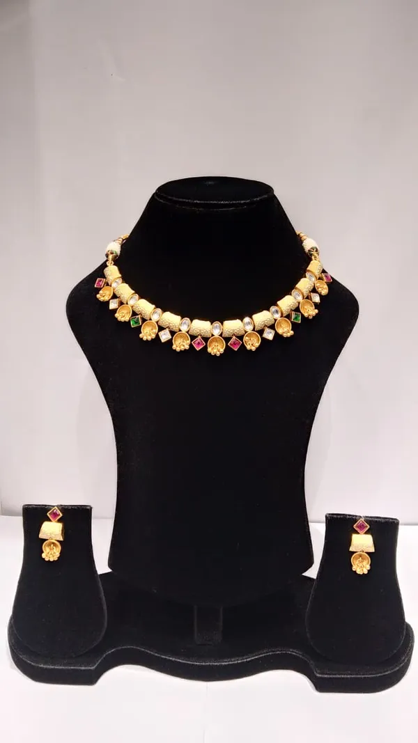 Gold_Brass_Pearl_Ruby_Stone_Necklace_Set_For_Women