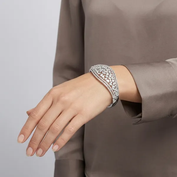 Silver_Gold-Plated_Brass_Crystal_Statement_Bracelet_For_Women