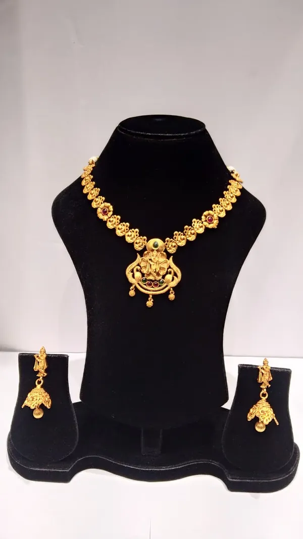 Gold_Brass_Temple_Design_Necklace_Set_For_Women