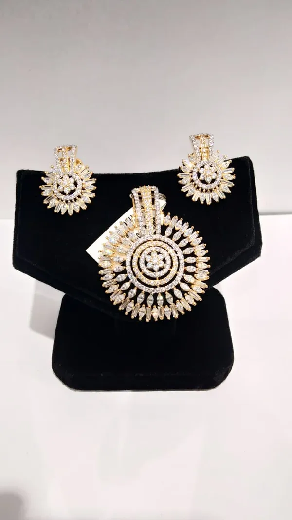 Gold_And_Clear_Brass_American_Diamond_Pendant_Set_For_Women