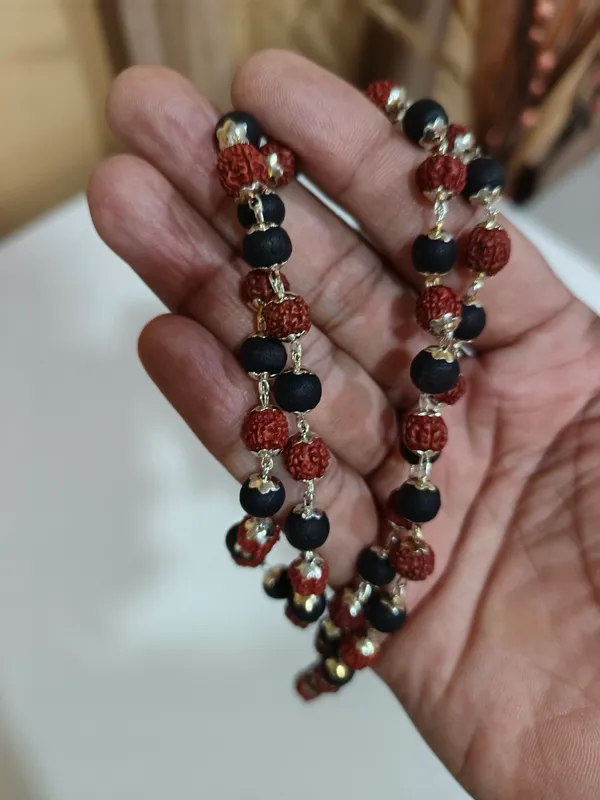 Rudraksha_Black_Beads_Spiritual_Mala_with_Gold_Spacers