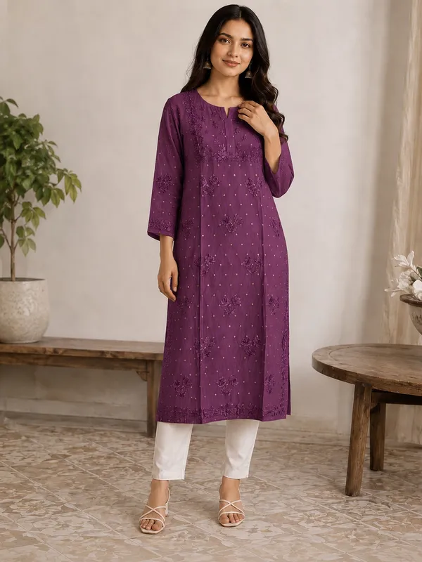 Purple_Embroidered_Cotton_Straight_Kurta_For_Women