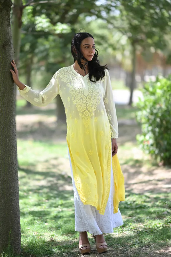 Yellow_White_Ombre_Georgette_Embroidered_Kurta_For_Women