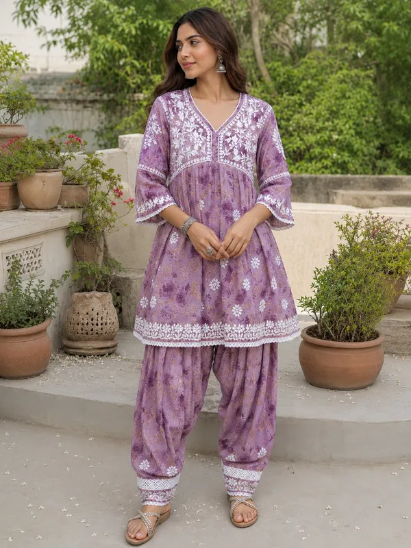 Purple_Floral_Printed_Cotton_Kurta_Set_For_Women