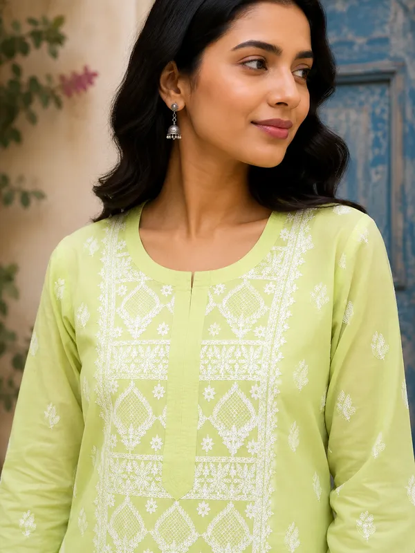 Lime_Green_Cotton_Embroidered_Straight_Kurta_For_Women