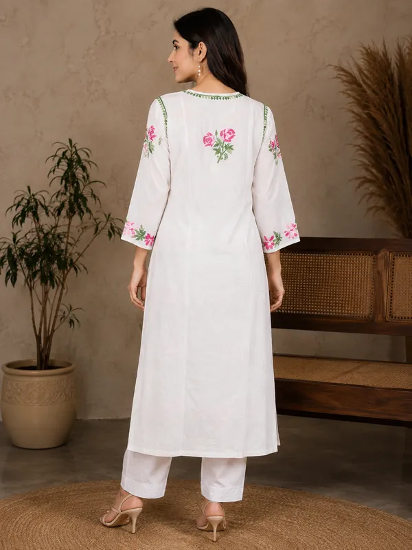 White_Floral_Straight_Kurta__For_Women