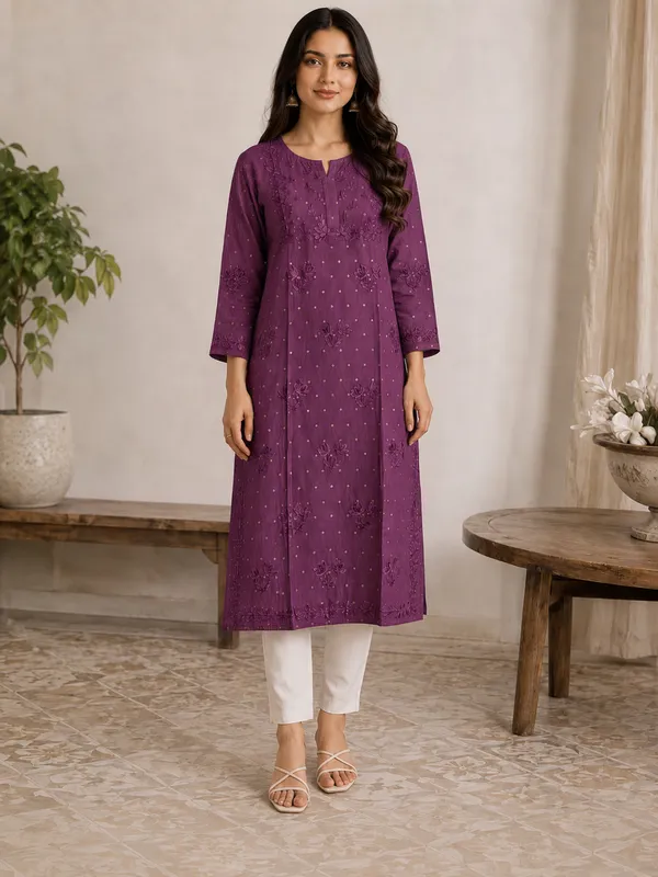 Purple_Embroidered_Cotton_Straight_Kurta_For_Women