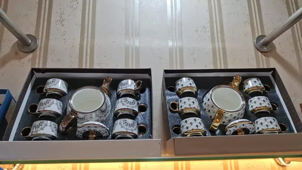 Brown_And_Gold_Premium_Porcelain_Tea_Set_For_Kitchen_Set_Of_6