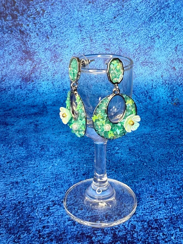 Handworked_Crystal_Loop_Earrings_Green