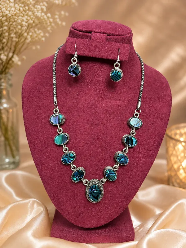 Ocean_Blue_Oval_stone_Necklace_set_-_SIlver_Chain