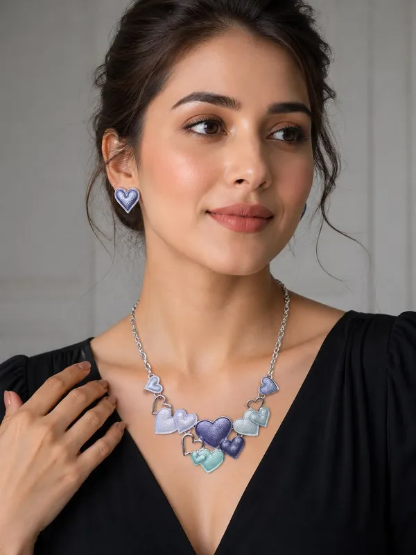 Korean_Geometric_Necklace_Set_-_Heart