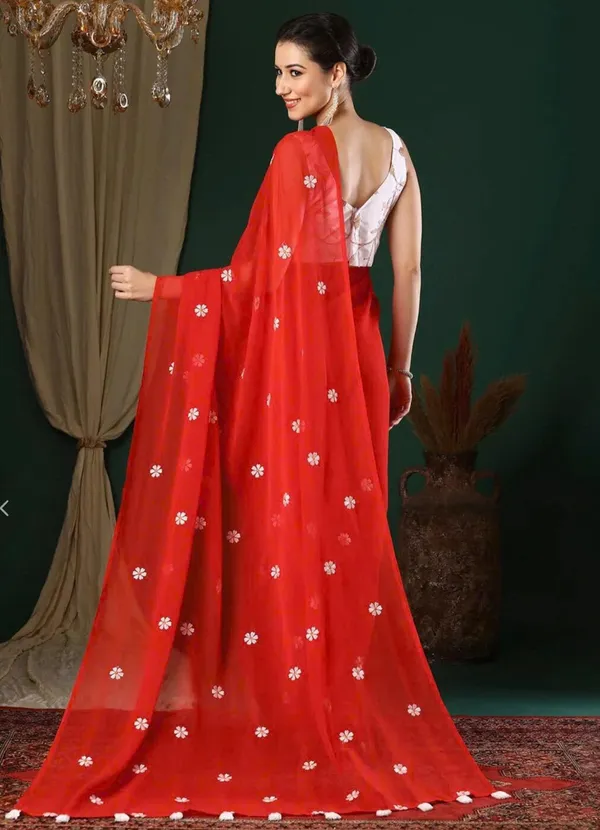 Red_Georgette_Floral_Embroidered_Saree_With_Blouse