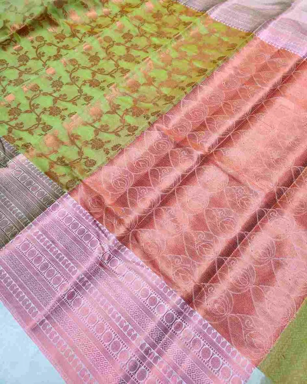 Green_Banarasi_Silk_Saree_For_Women