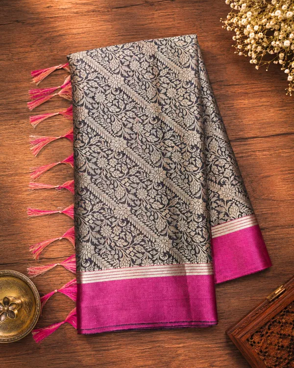 Grey_Banarasi_Soft_Silk_Saree_For_Women