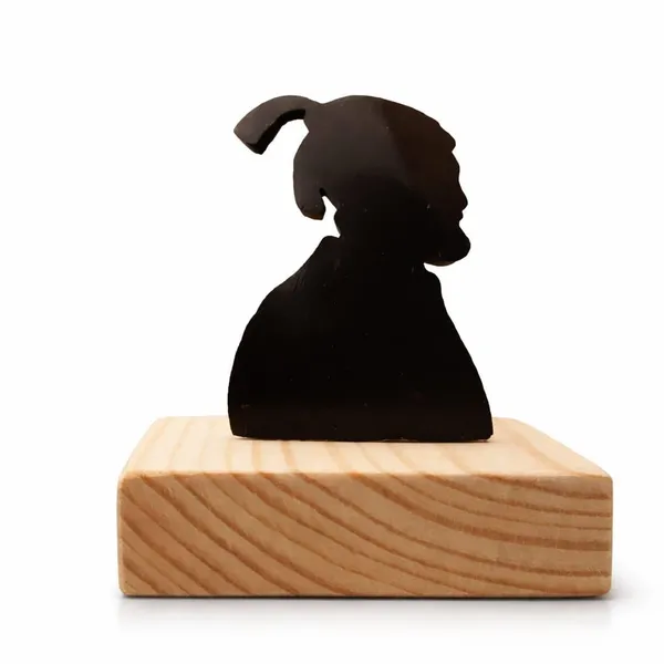 Coconut_Shell_Idol