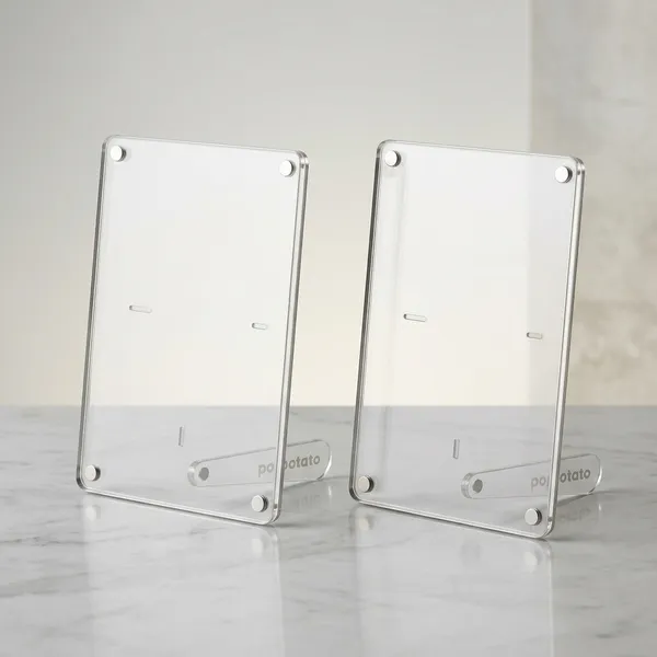 4X6_Inch_Acrylic_Magnetic_Photo_Frame_For_Table_-_Double_Sided_Floating_Display_-_Set_Of_2