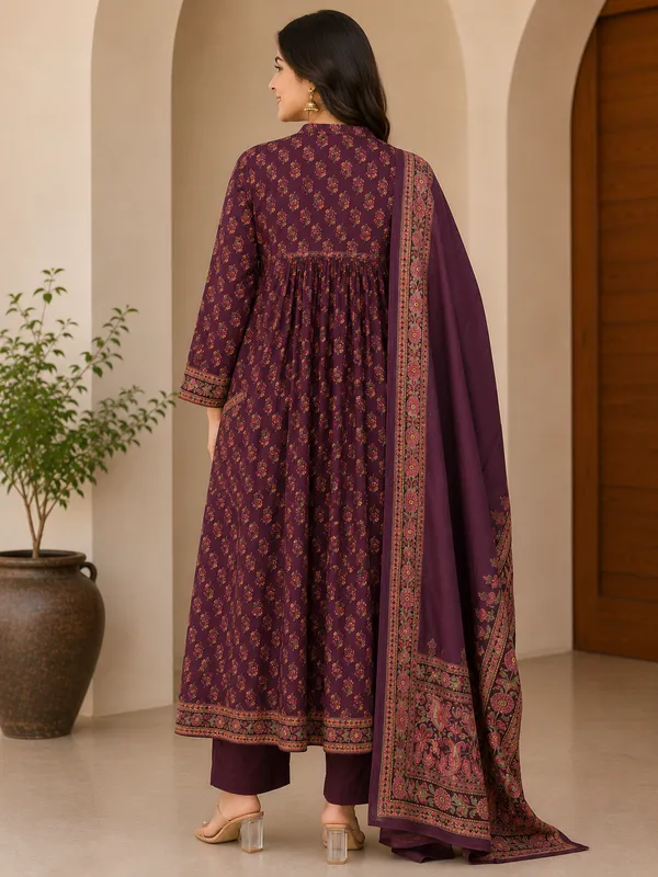 Plum_Petal_Elegance_Suit_Set