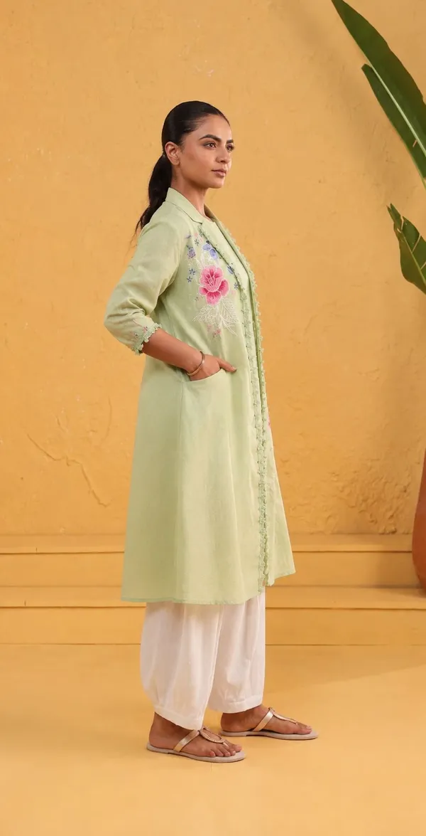 Light_Green_Floral_Embroidered_Kurta_Set_For_Women