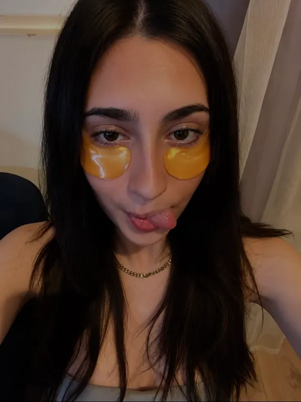 24k_Gold_Under_Eye_Patches_(60_PCS)_eye_mask,_Collagen_Skin_Care_Products,_Eye_Patches_for_Puffy_Eyes_masks_for_dark_circles,_Wrinkles_and_puffiness,_Revitalises_and_Refreshes_Your_Skin
