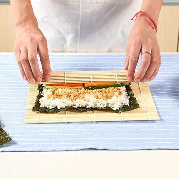 All_Natural_Bamboo_Sushi_Rolling_Mat_(100%_Authentic_Sushi_Rolling_Mat_-_9.5_Inch_x_10_Inch_|_Make_Sushi_at_Home)