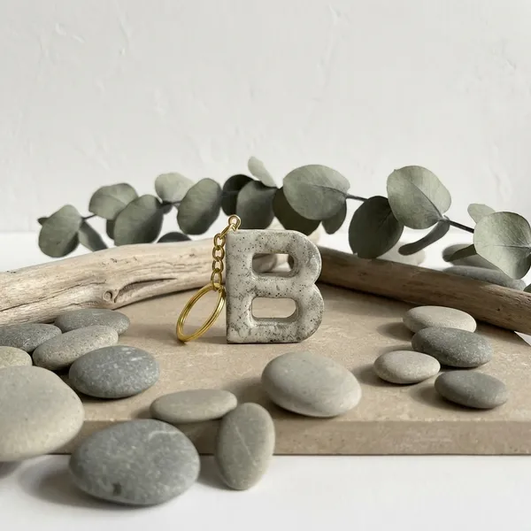 Grey_Concrete_Letter_B_Keychain_With_Brass_Ring