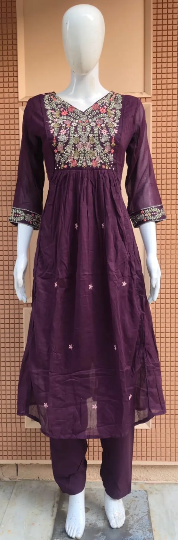 Purple_Georgette_Embroidered_Anarkali_Kurta_Set_For_Women