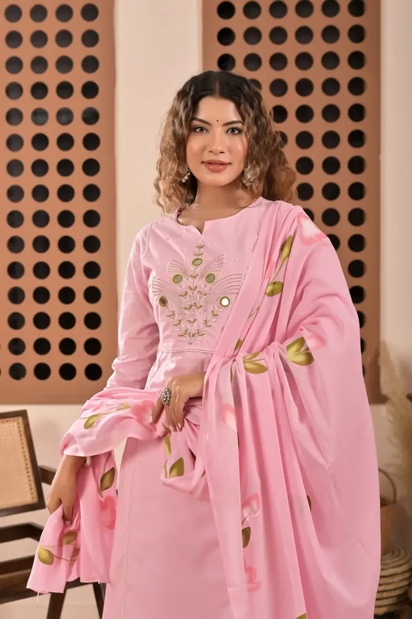 Pink_Embroidered_Kurta_Set_With_Dupatta_For_Women