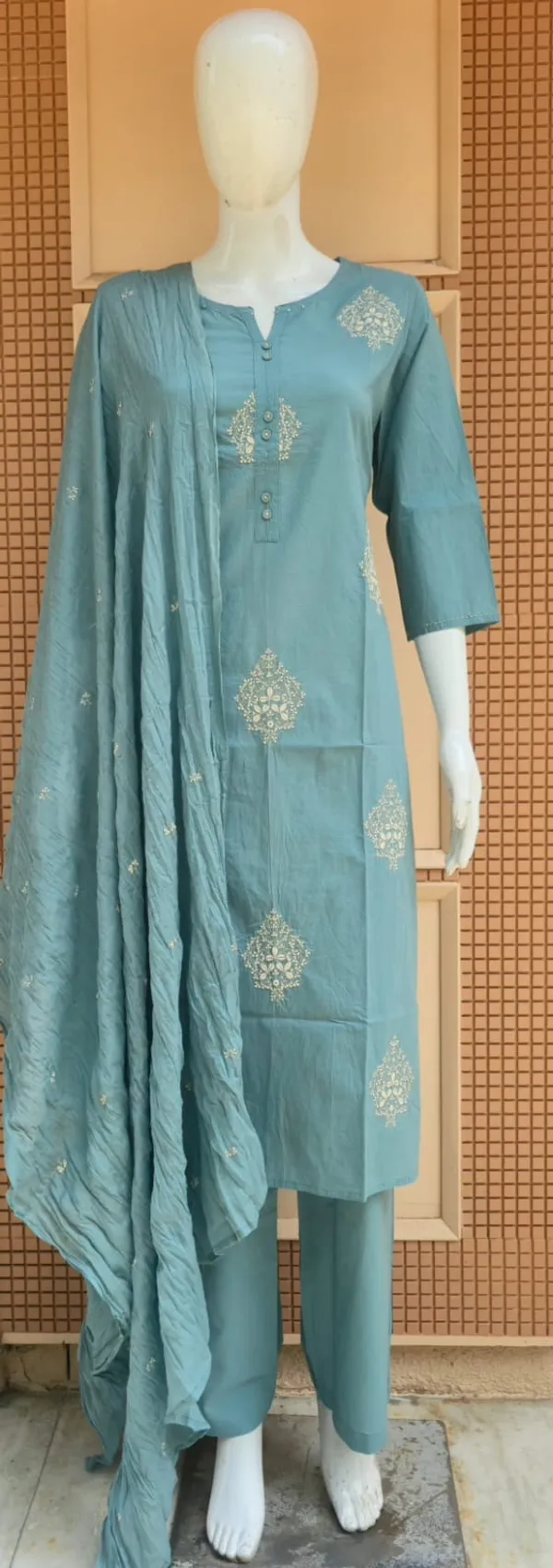 Sky_Blue_Embroidered_Cotton_Kurta_For_Women