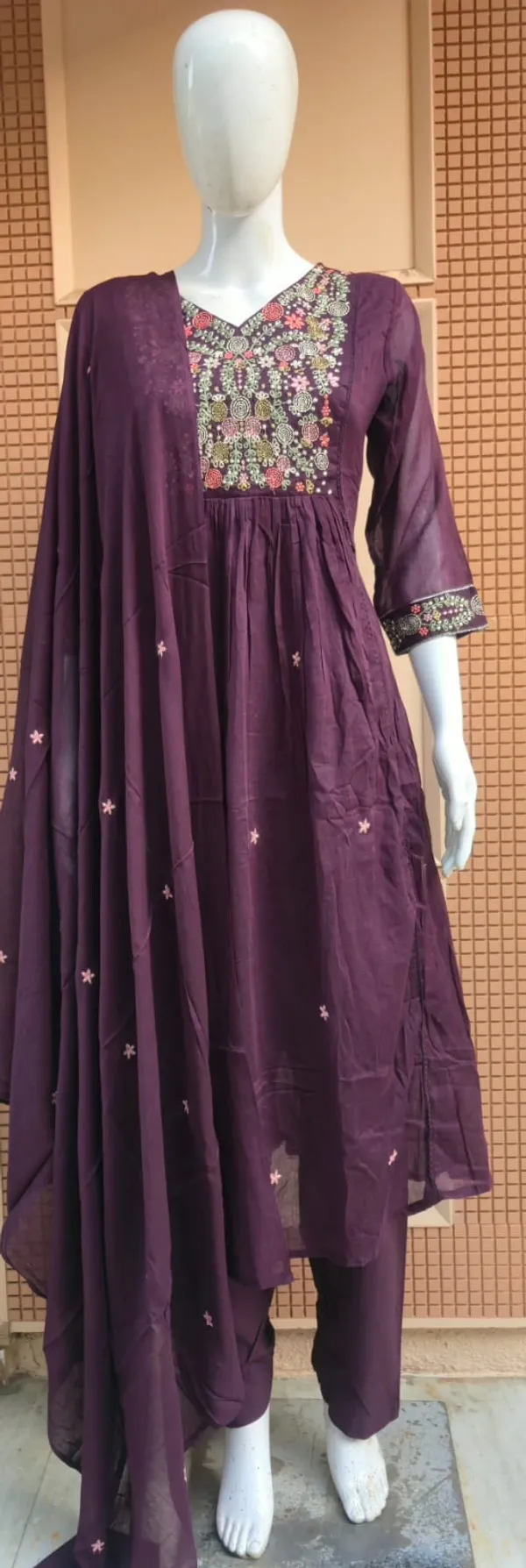 Purple_Georgette_Embroidered_Anarkali_Kurta_Set_For_Women