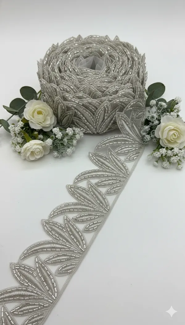 Lavender_Zari_Cutdana_Scalloped_Edge_Lace_Trim_Per_Meter