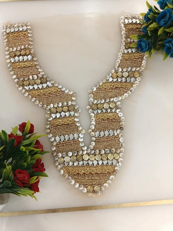Golden_Zari_Bohemian_Neck_Patch_For_Women
