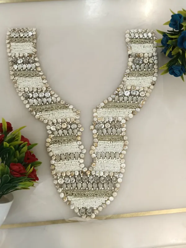 White_Zari_Bohemian_Neck_Patch_For_Women