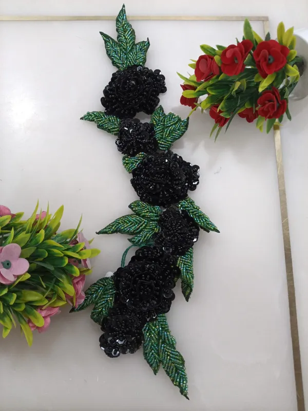 Black_Zari_Floral_Embroidered_Patch_For_Apparel