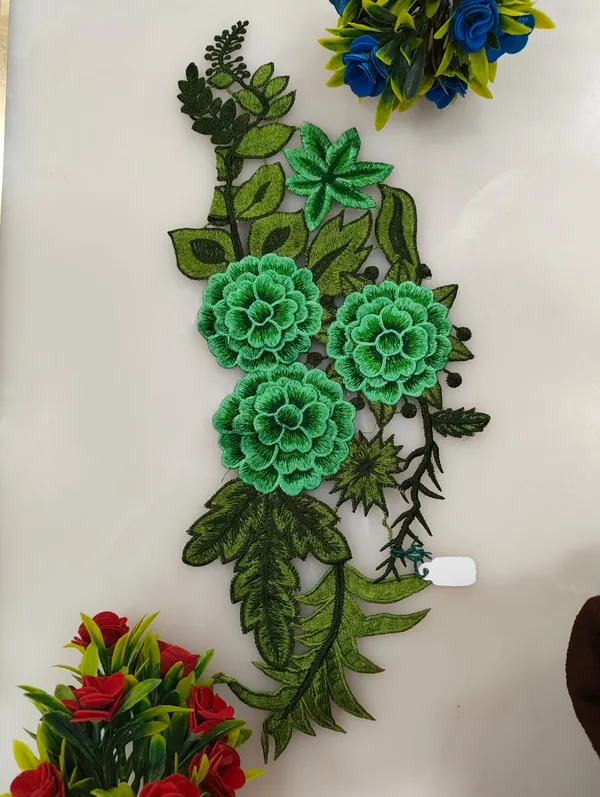 Green_Zari_Floral_Cutwork_Embroidered_Patch_For_Women
