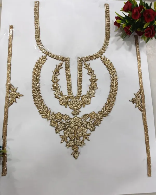 Golden_Zari_Zardosi_Neck_Patch_For_Kurti_&_Suits