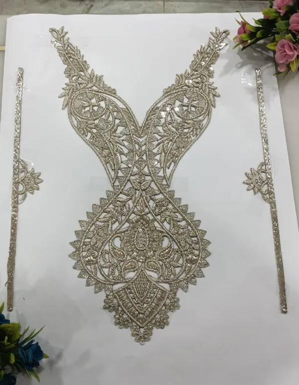 Golden_Zari_Zardosi_Neck_Patch_For_Kurti_And_Suit