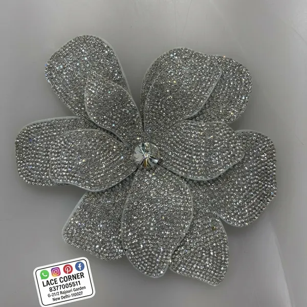 Silver_Zari_Zircon_Flower_Embellishment_Patch_6_Inch