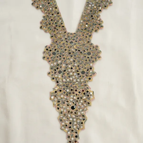 Multicolor_Zari_Mirror_Neck_Kaftan_Patch_20_Inch