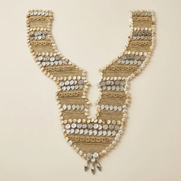 Golden_Zari_Bohemian_Neck_Patch_For_Women