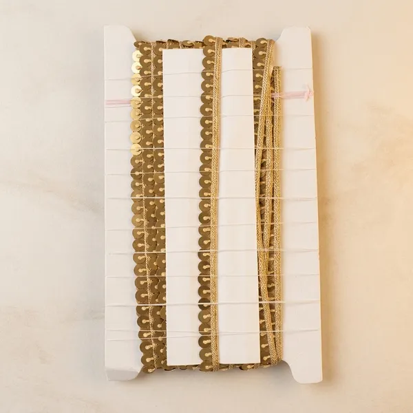 Golden_Zari_Metallic_Sequin_Patches_Lace_Per_Meter