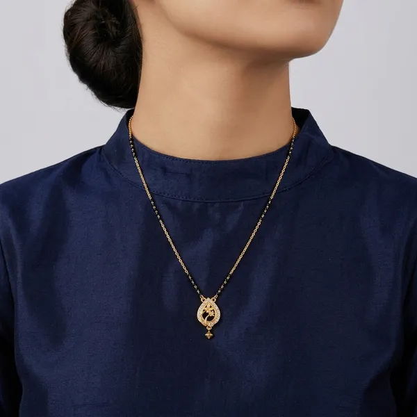 Golden_And_Black_Plated_Teardrop_Pendant_Mangalsutra_For_Women