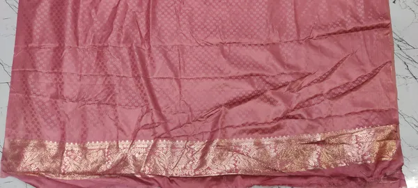 Peach_Zari_Woven_Banarasi_Saree_For_Women