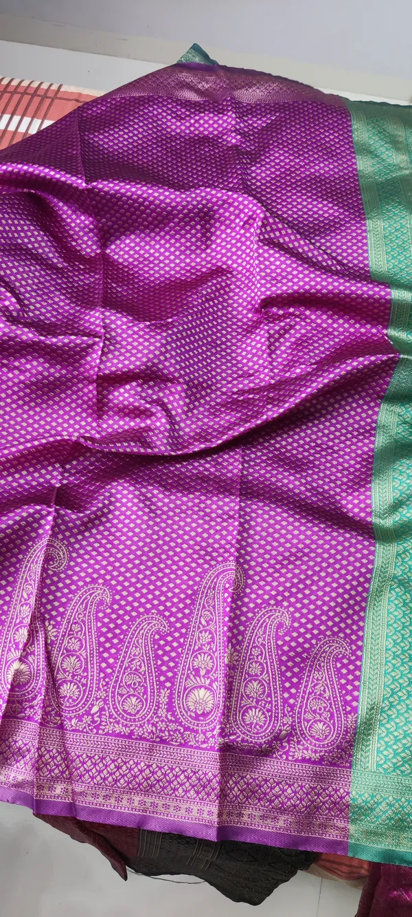 Purple_Satin_Silk_Zari_Woven_Paisley_Border_Banarasi_Saree_For_Women