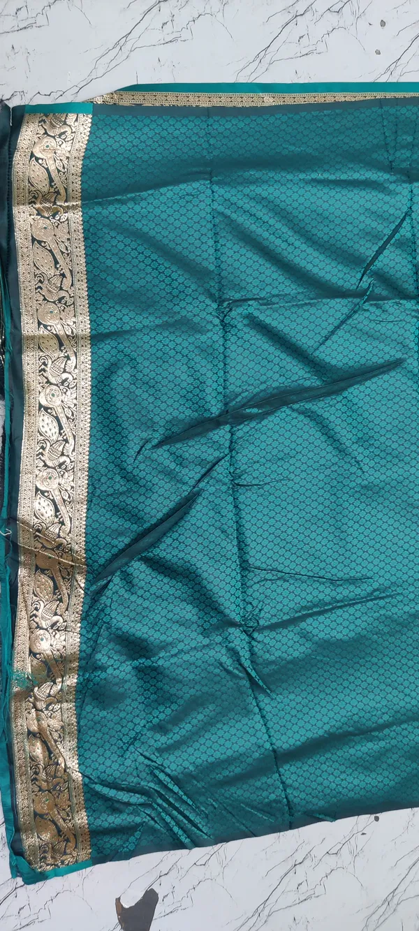 Teal_Zari_Woven_Banarasi_Saree_For_Women
