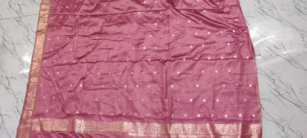 Pink_Zari_Woven_Booti_Banarasi_Saree_For_Women