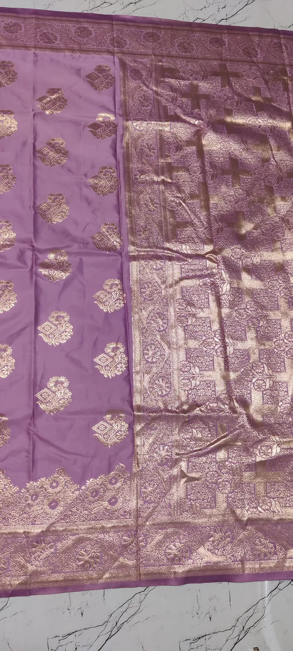 Purple_Zari_Woven_Banarasi_Saree_For_Women