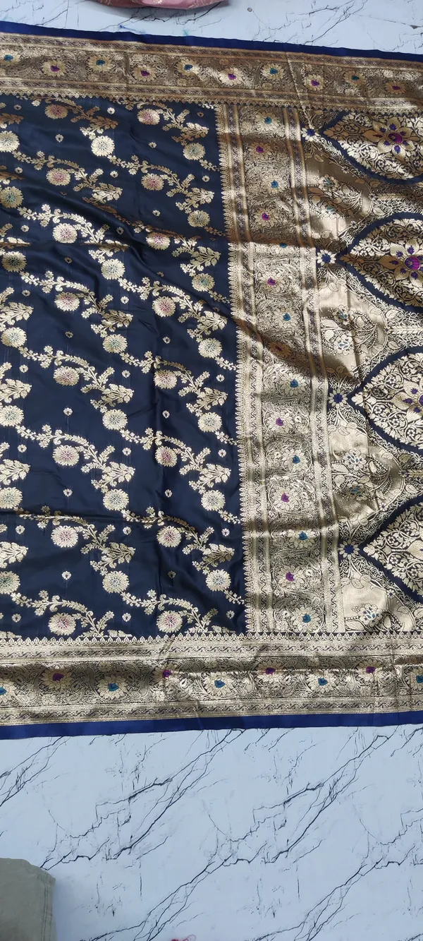 Navy_Blue_Zari_Woven_Banarasi_Saree_For_Women