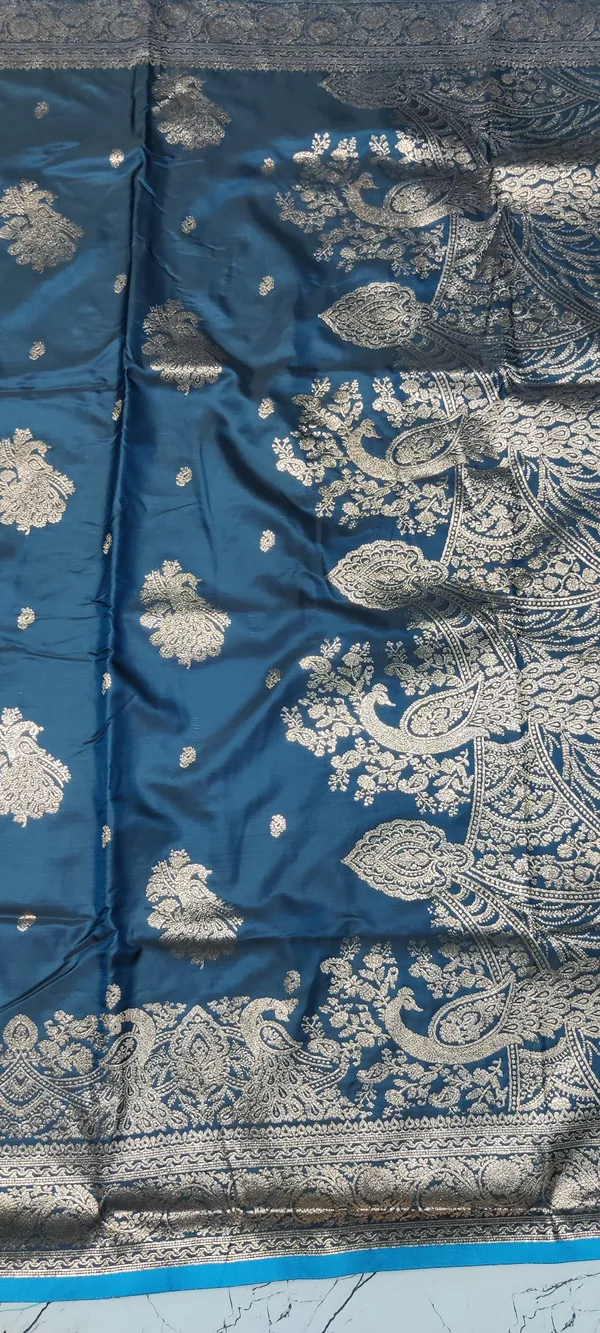 Rama_Satin_Silk_Zari_Woven_Peacock_Motif_Banarasi_Saree_For_Women