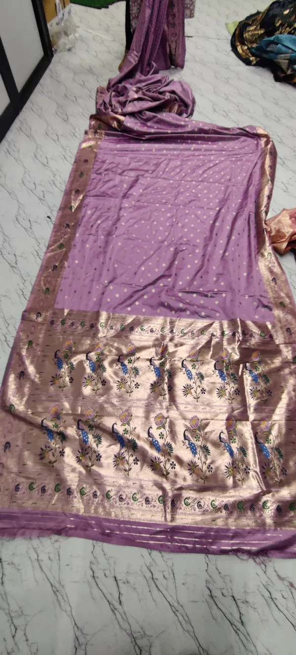 Purple_Zari_Woven_Peacock_Border_Banarasi_Saree_For_Women