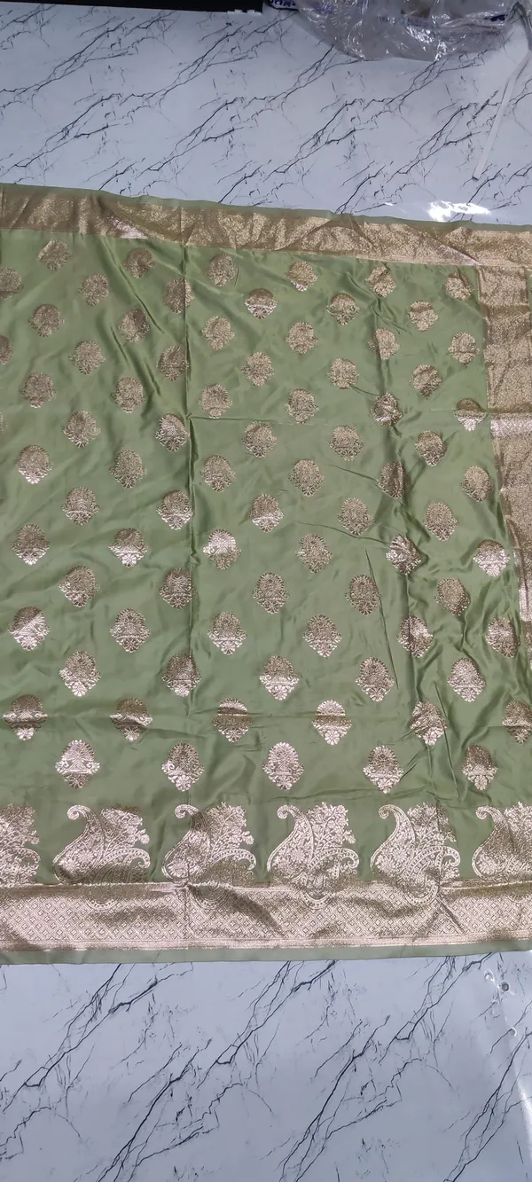 Mehandi_Satin_Silk_Zari_Woven_Banarasi_Saree_With_Blouse_For_Women